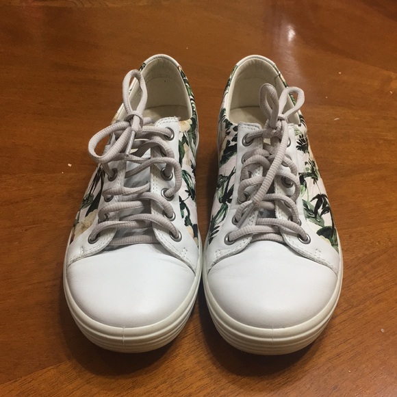 ecco floral sneakers